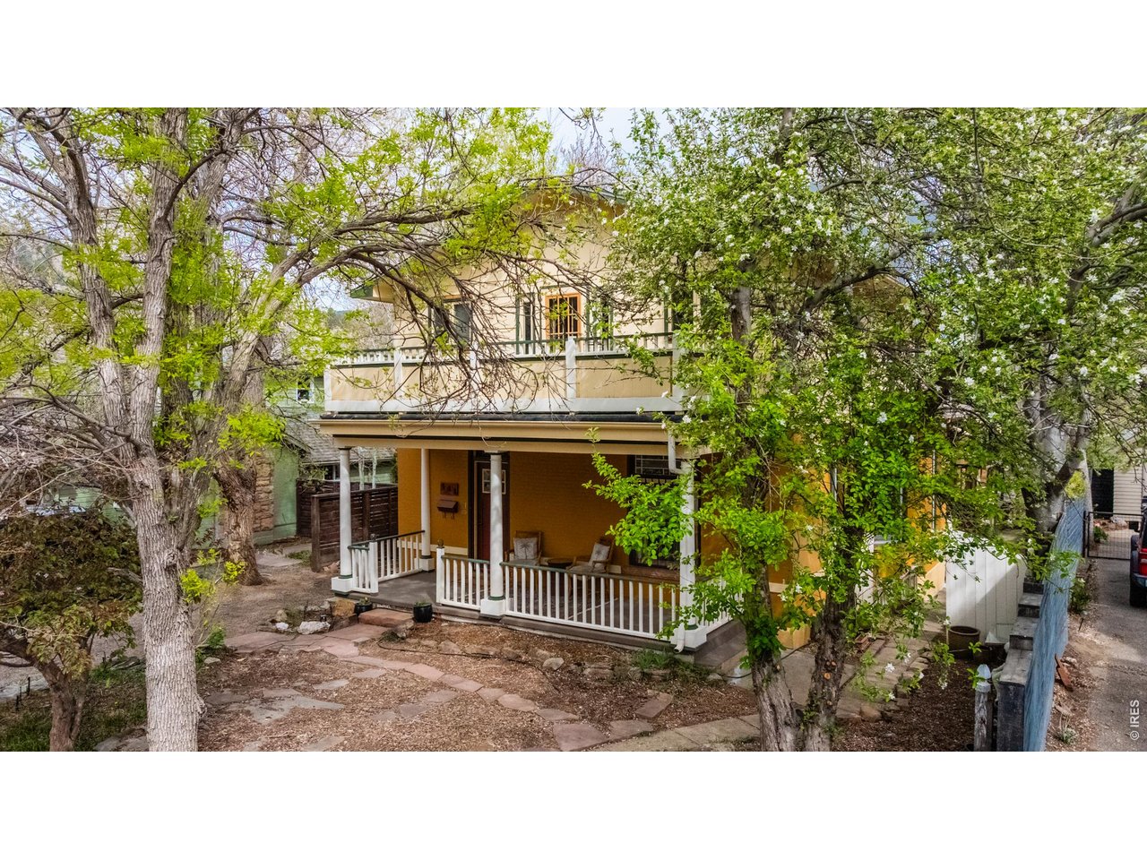 541 Arapahoe Ave