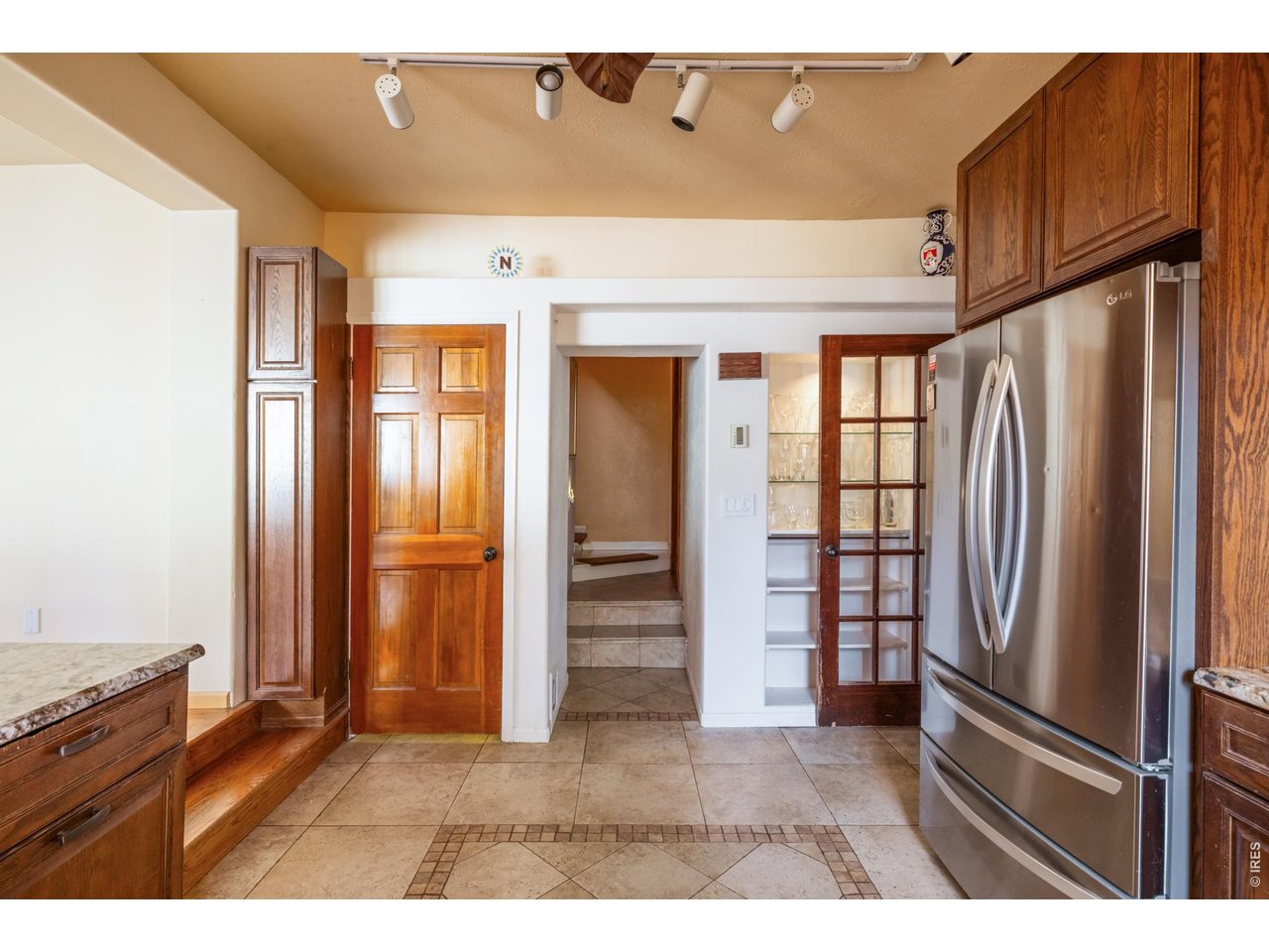 541 Arapahoe Ave