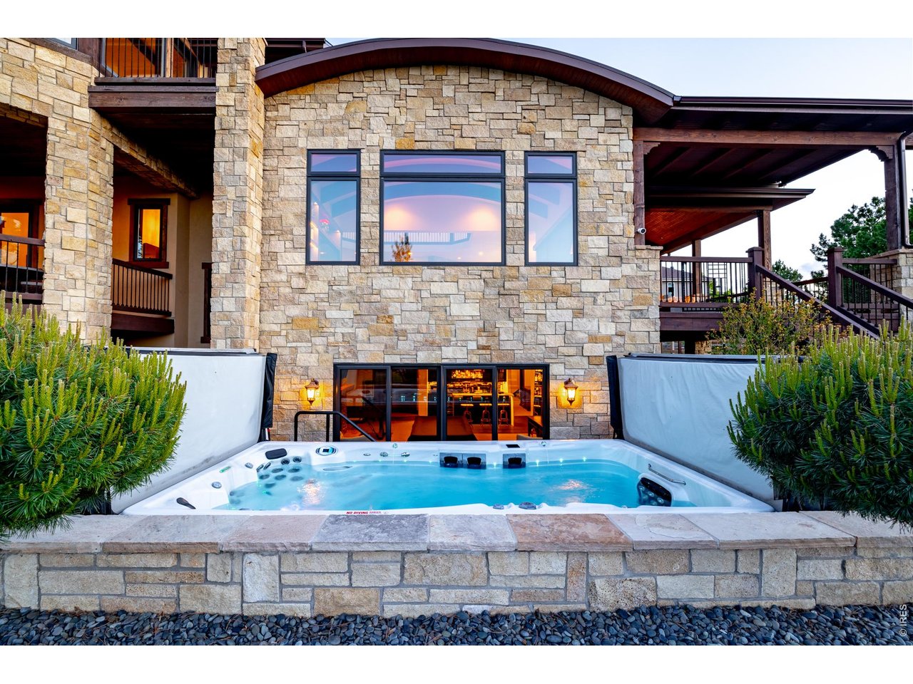 617 Corona Ct