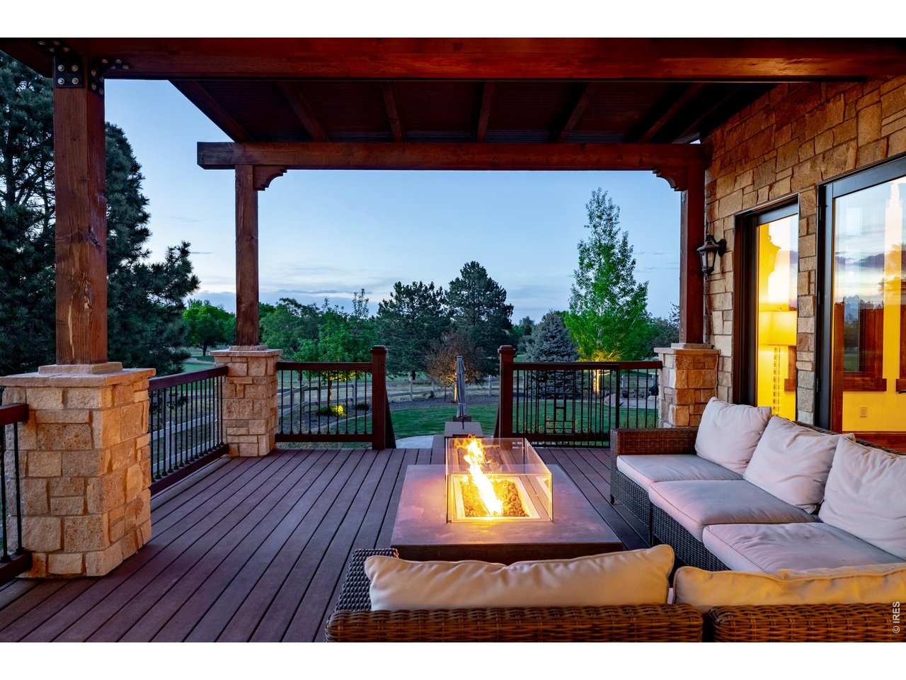 617 Corona Ct