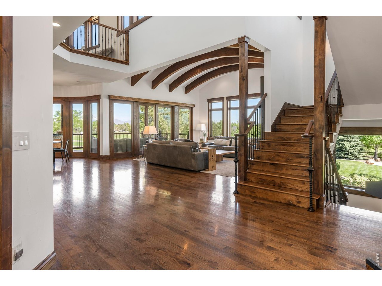 617 Corona Ct
