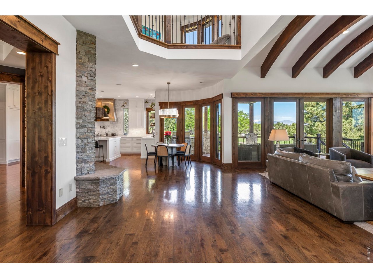 617 Corona Ct