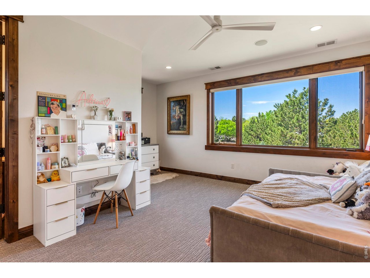 617 Corona Ct