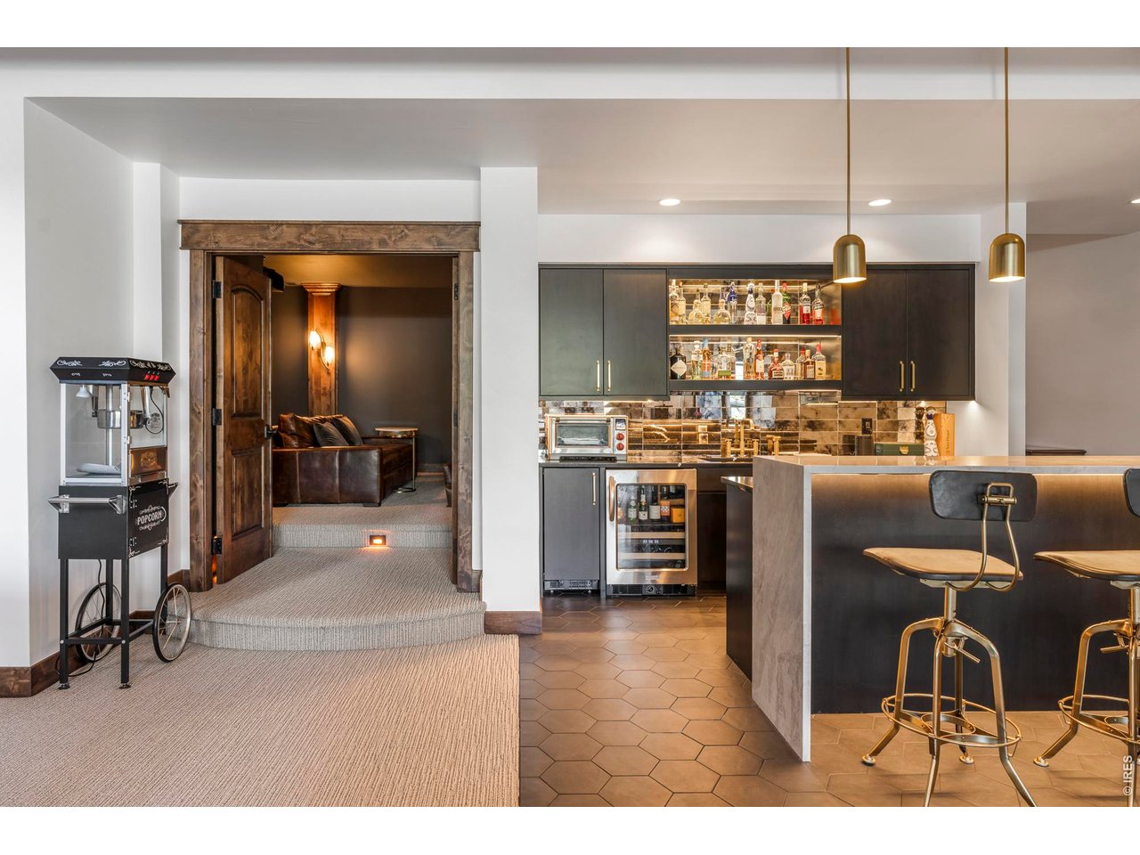 617 Corona Ct