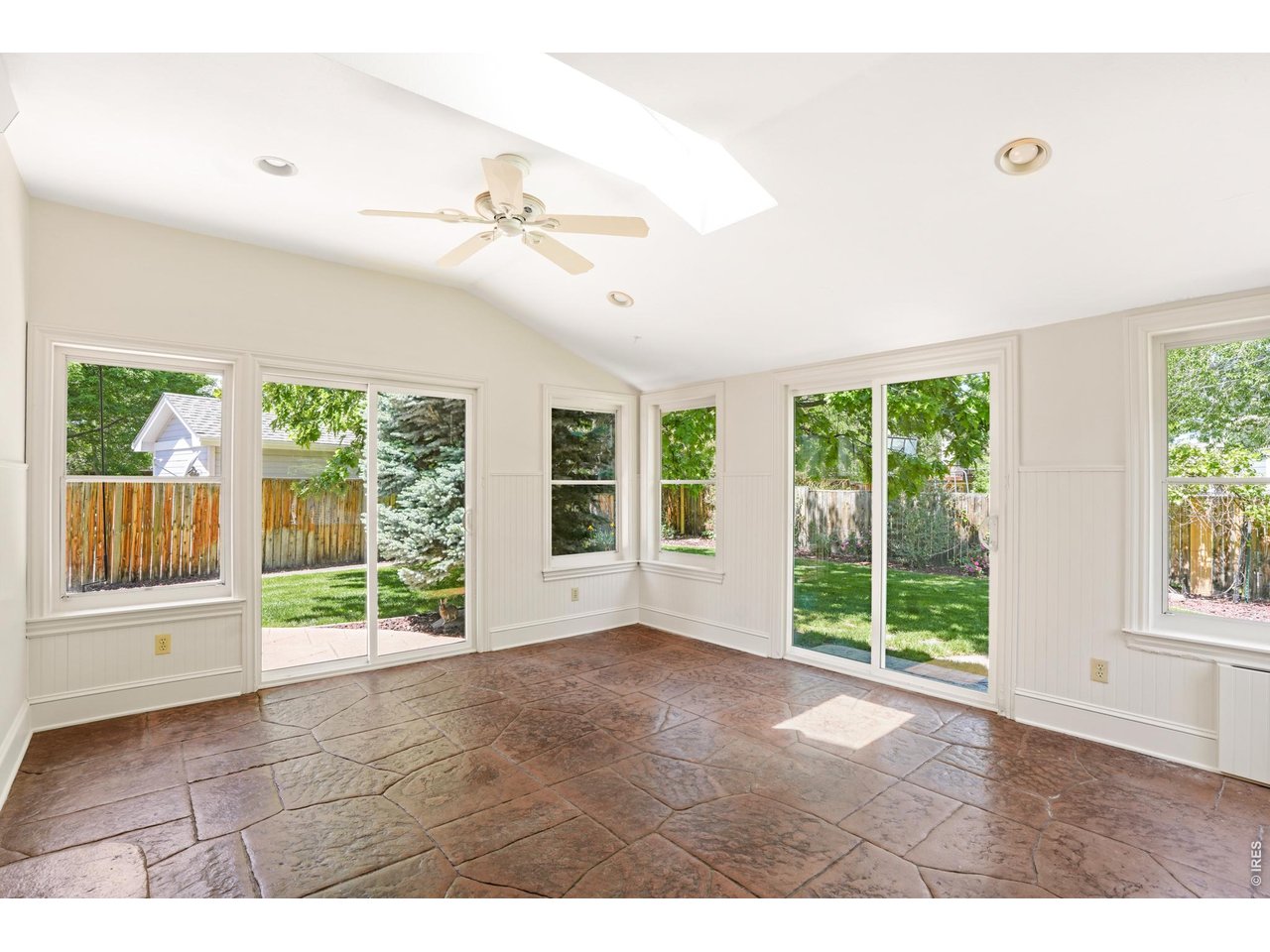 4501 Cliffside Ct