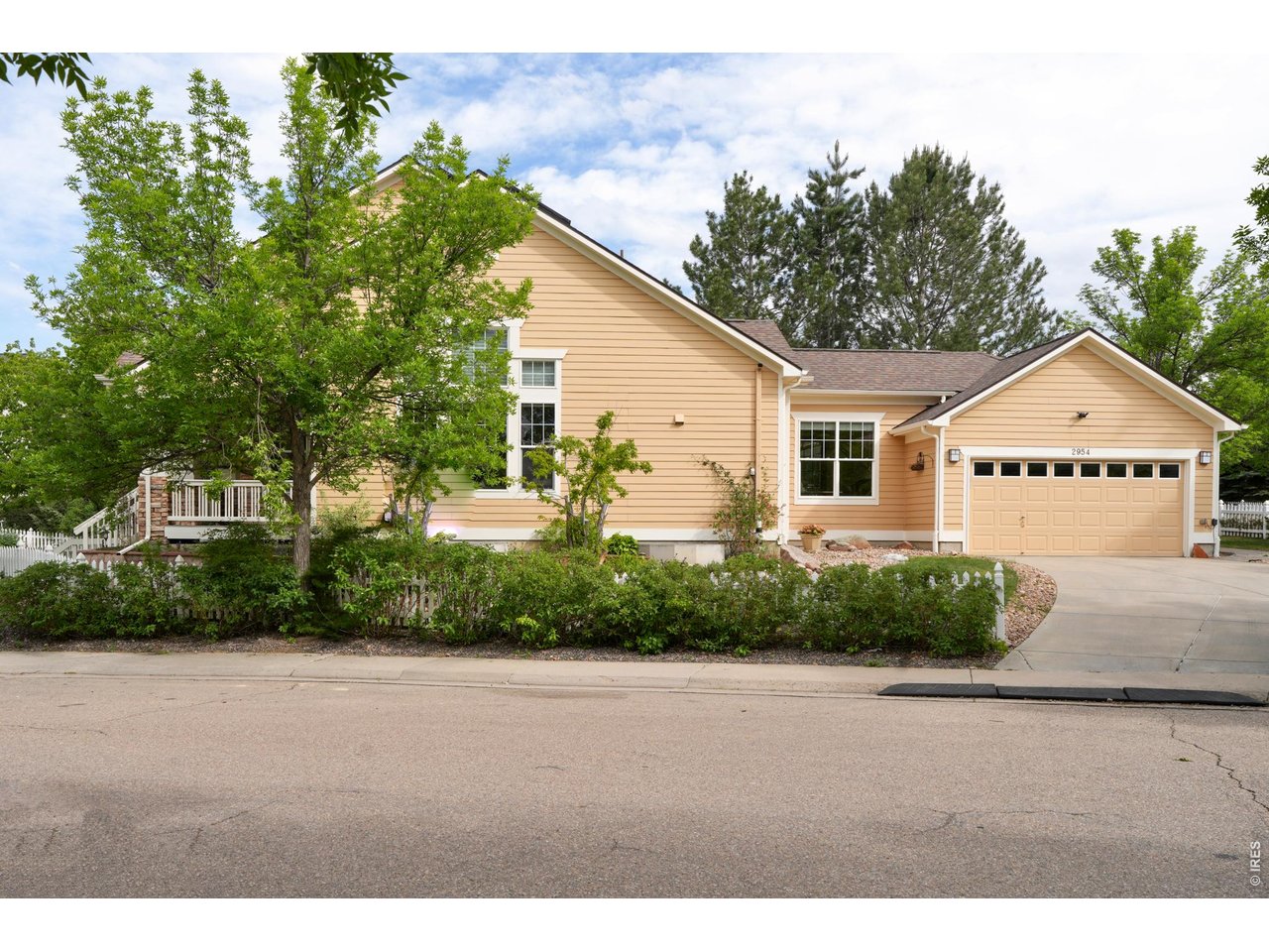 2954 Shoshone Trl