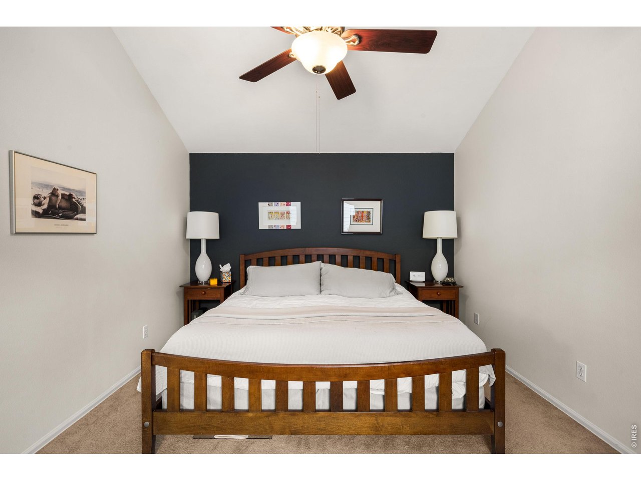 77 Genesee Ct