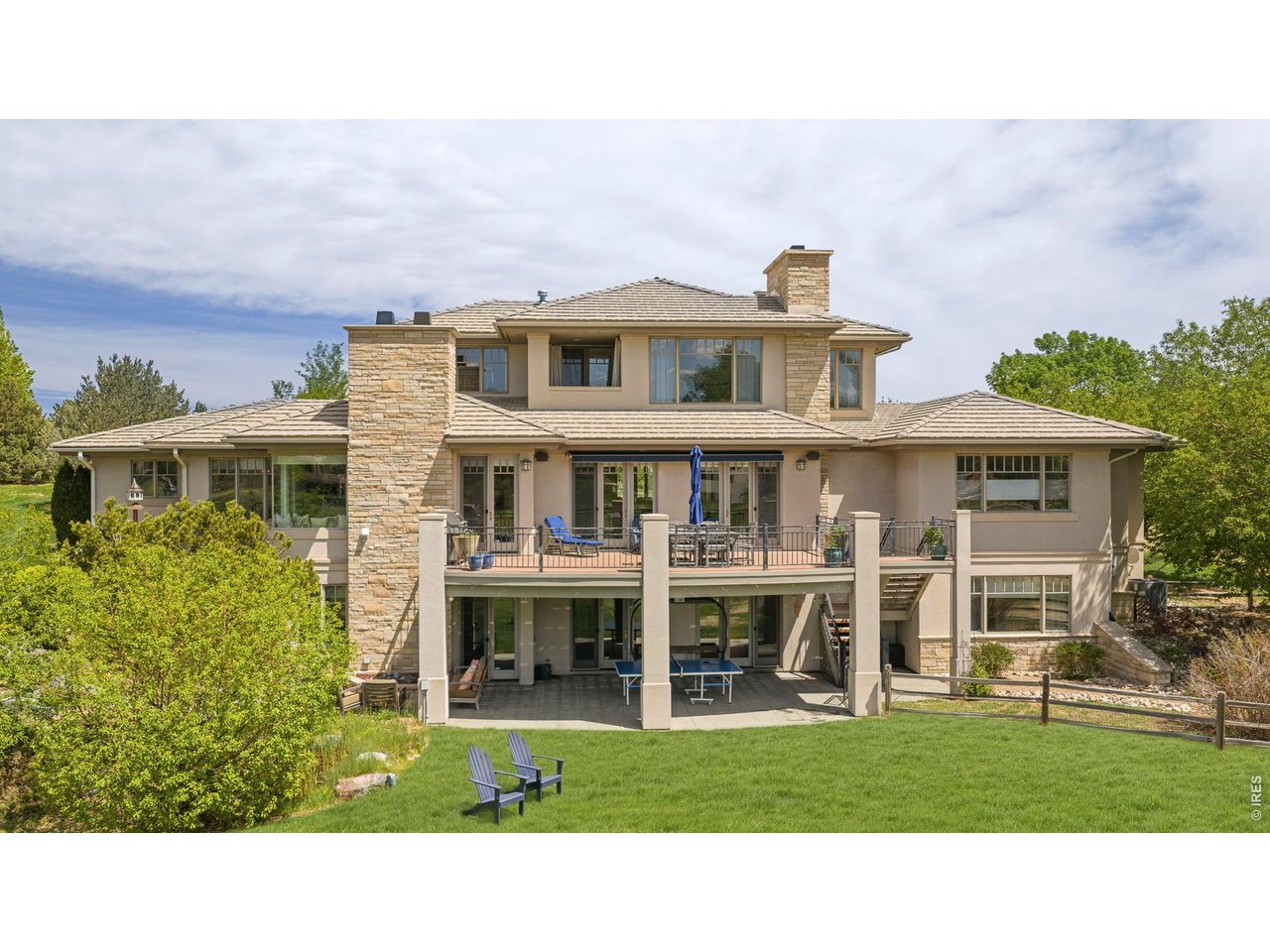 5366 Westridge Dr