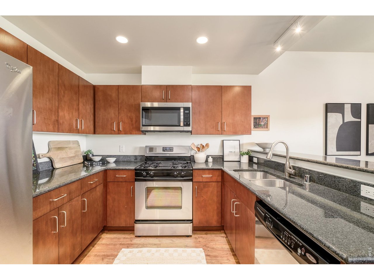 3601 Arapahoe Ave 216