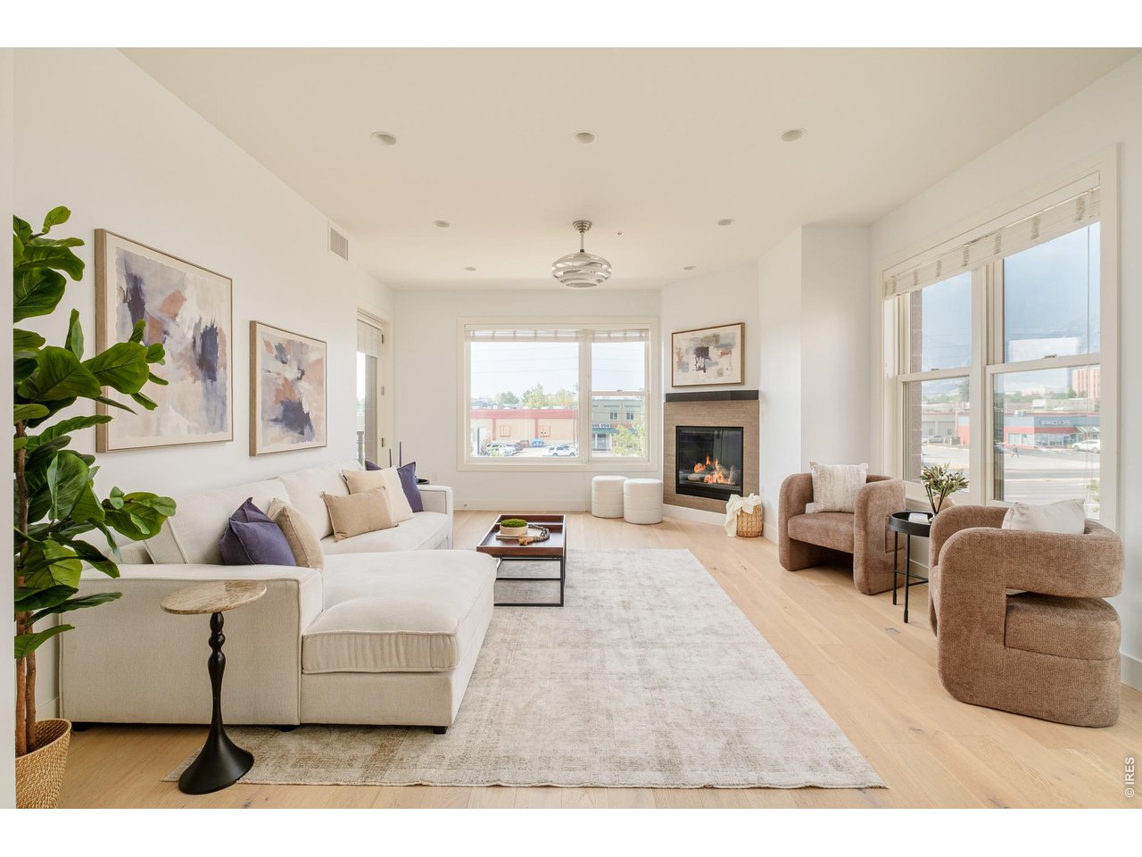 3301 Arapahoe Ave 222