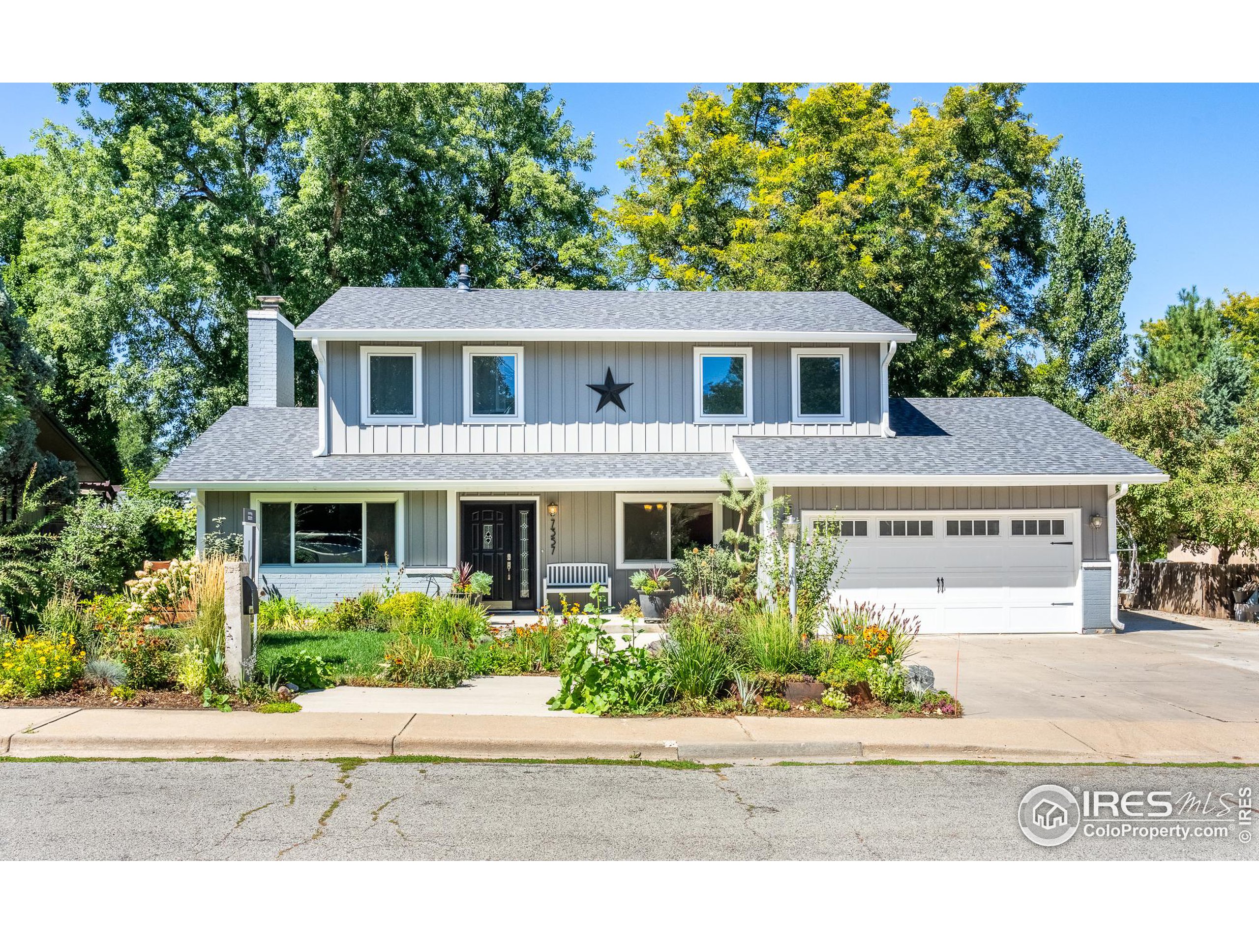 7357 Glacier View Rd