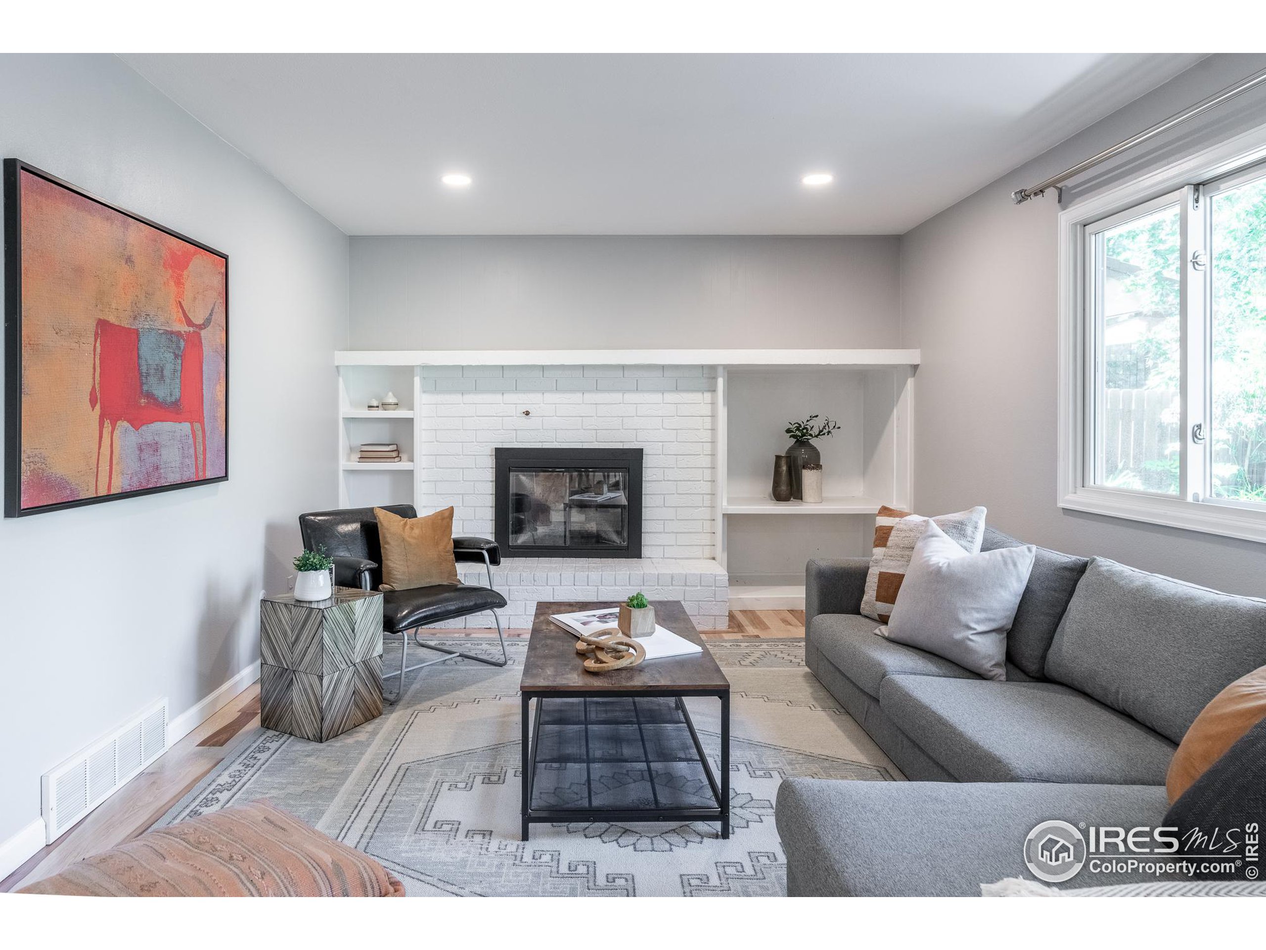 7357 Glacier View Rd