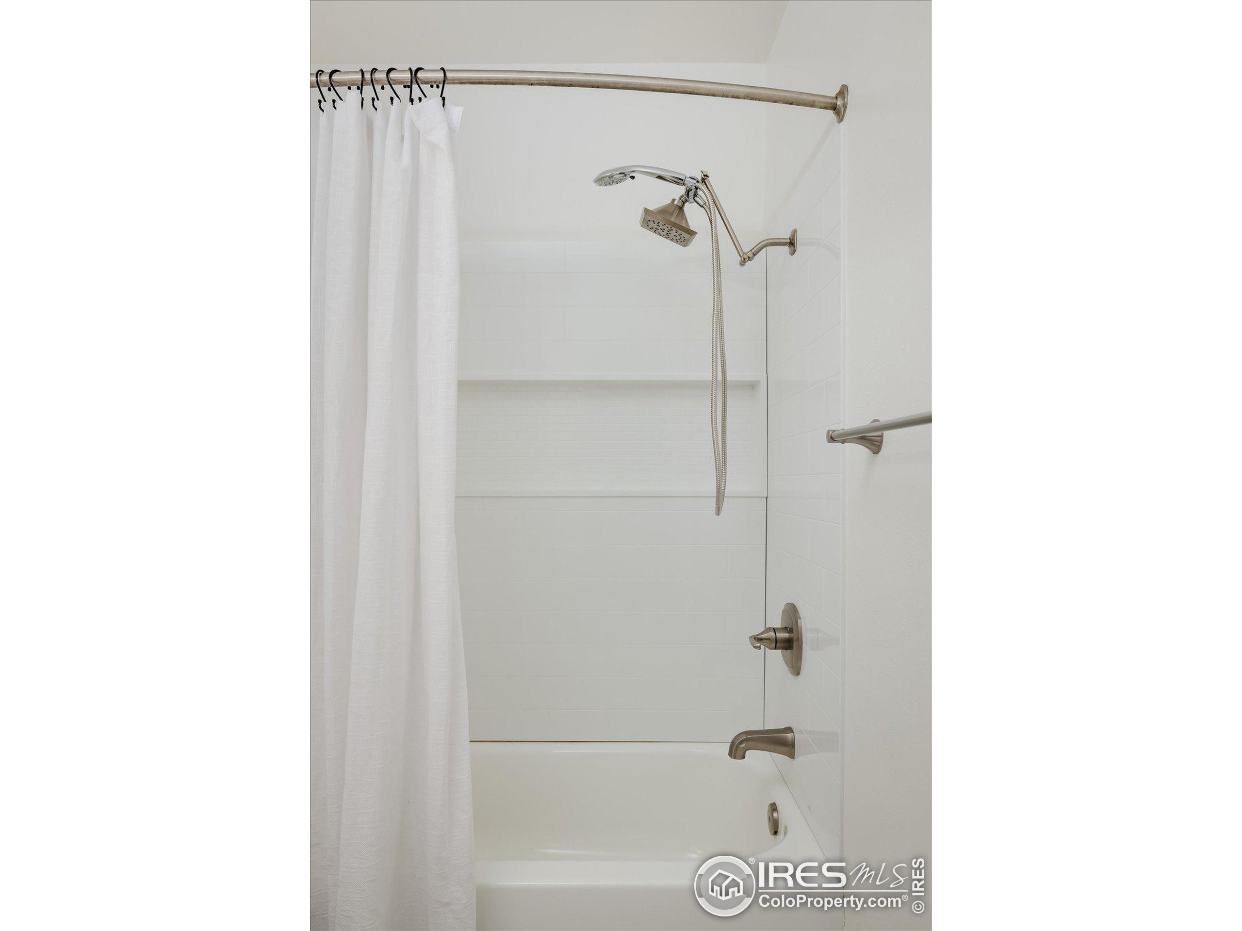 1111 Maxwell Ave Unit: 108