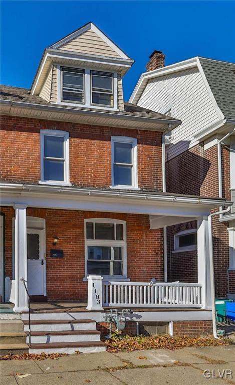 1103 Maple Street