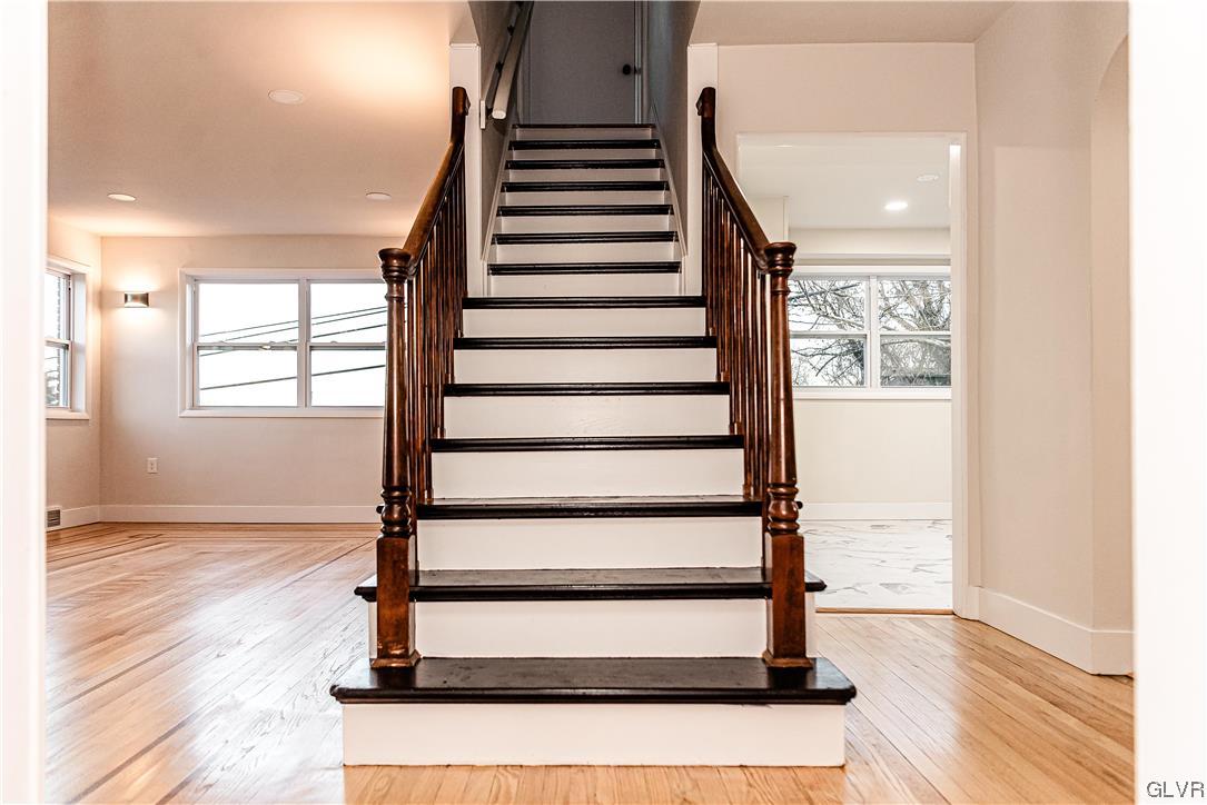 1256 East 6Th Street