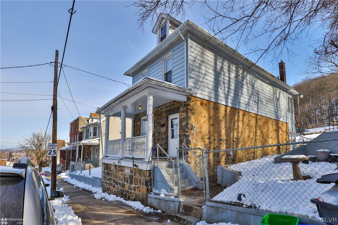 813 Hayes Street