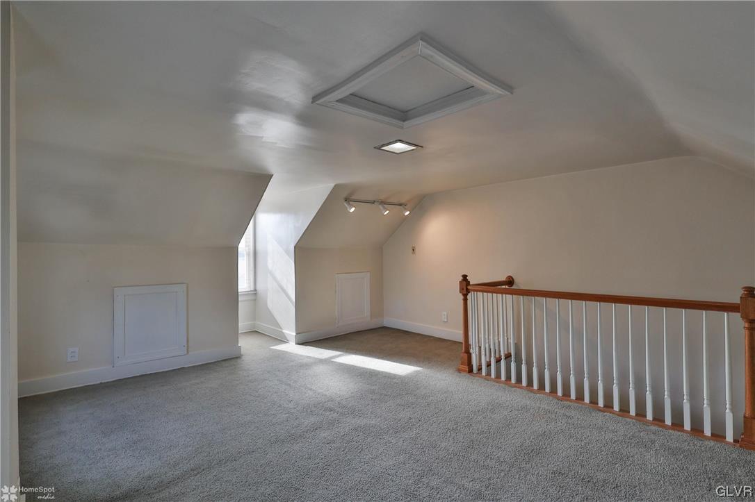 322 Peach Street