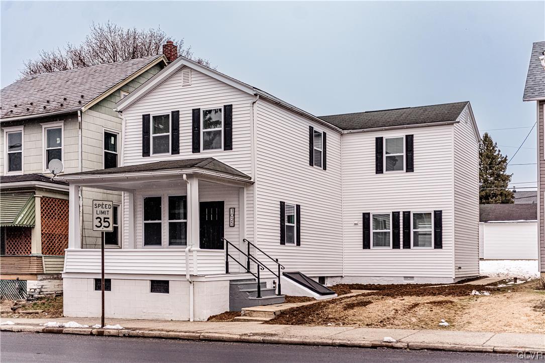 1025 Main Street