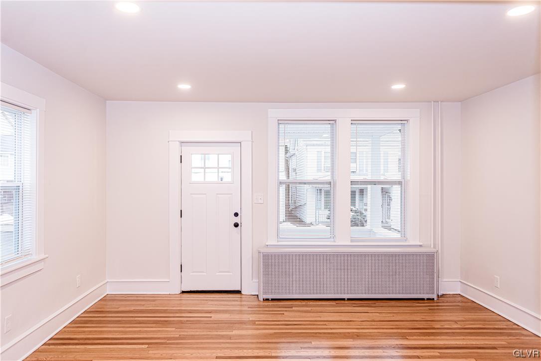 1025 Main Street