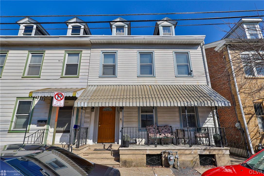 1013 Washington Street