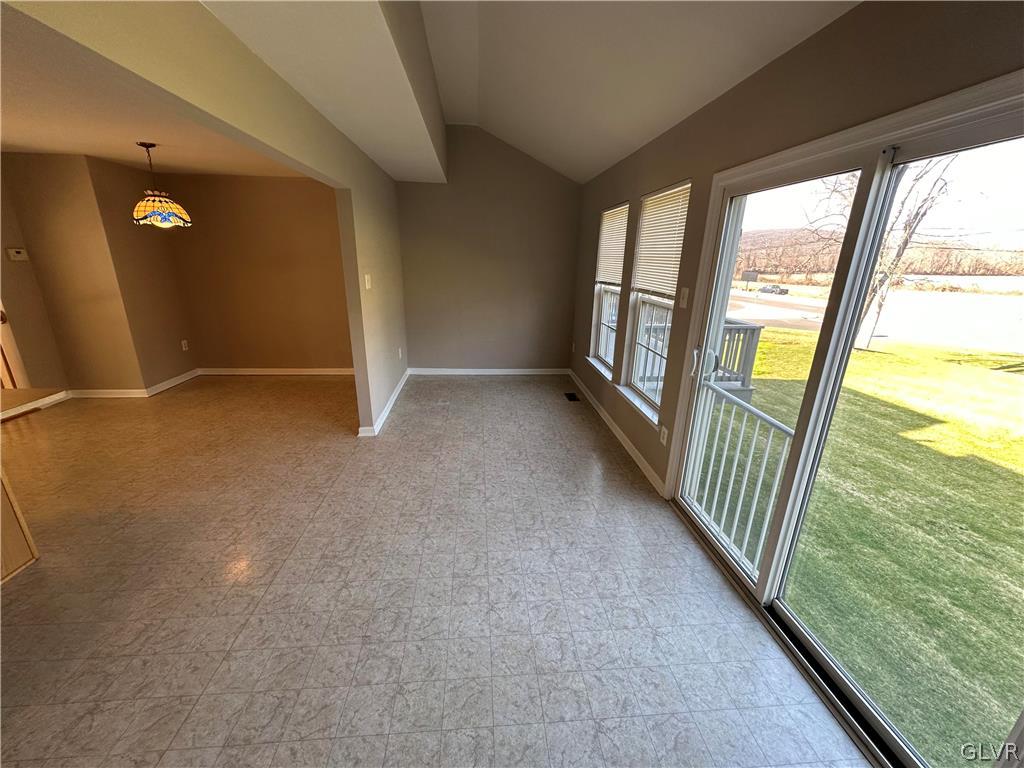 4612 Jasmine Drive
