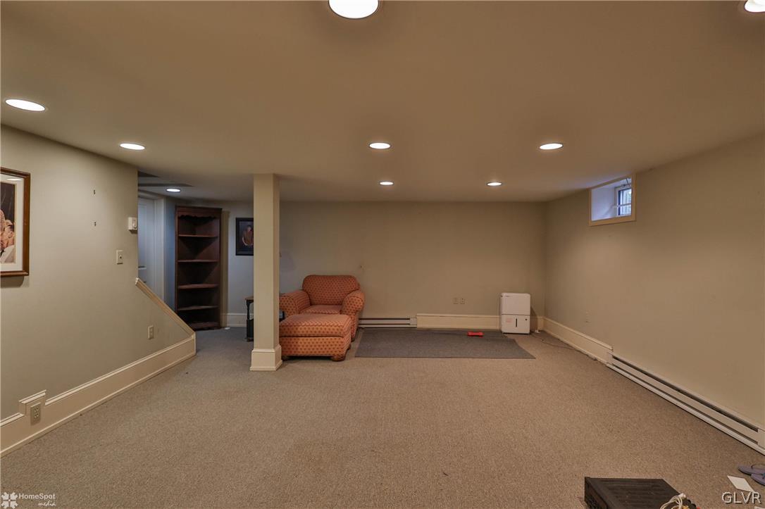 2629 West Greenleaf Street
