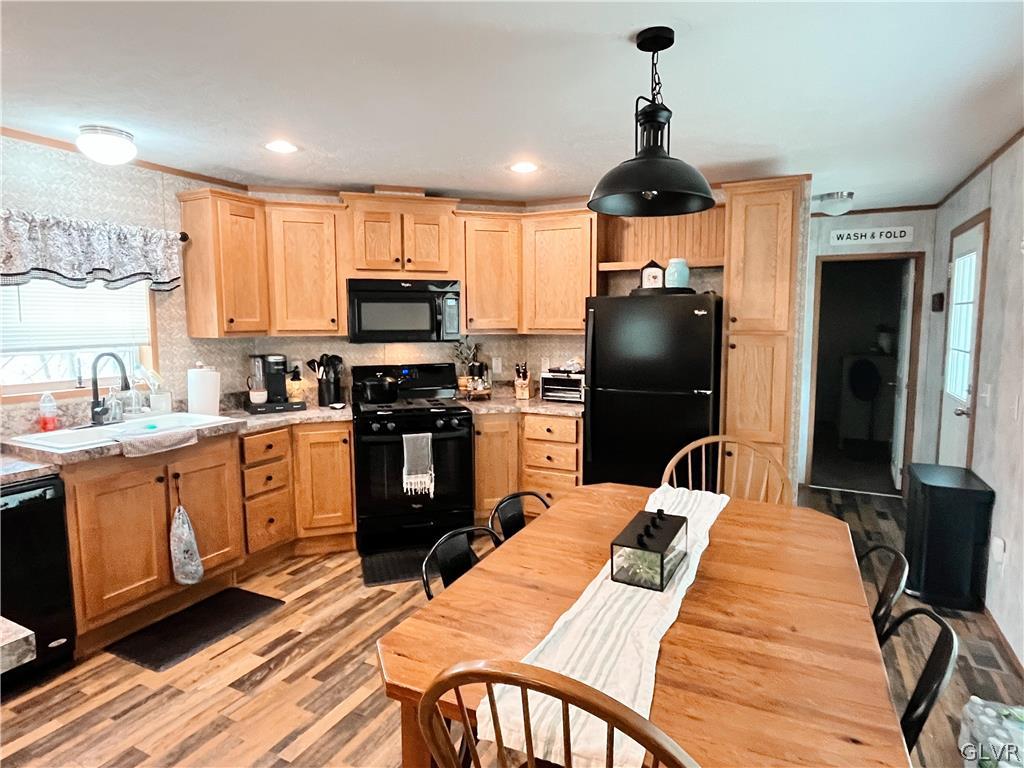 14 East Zimmer Drive