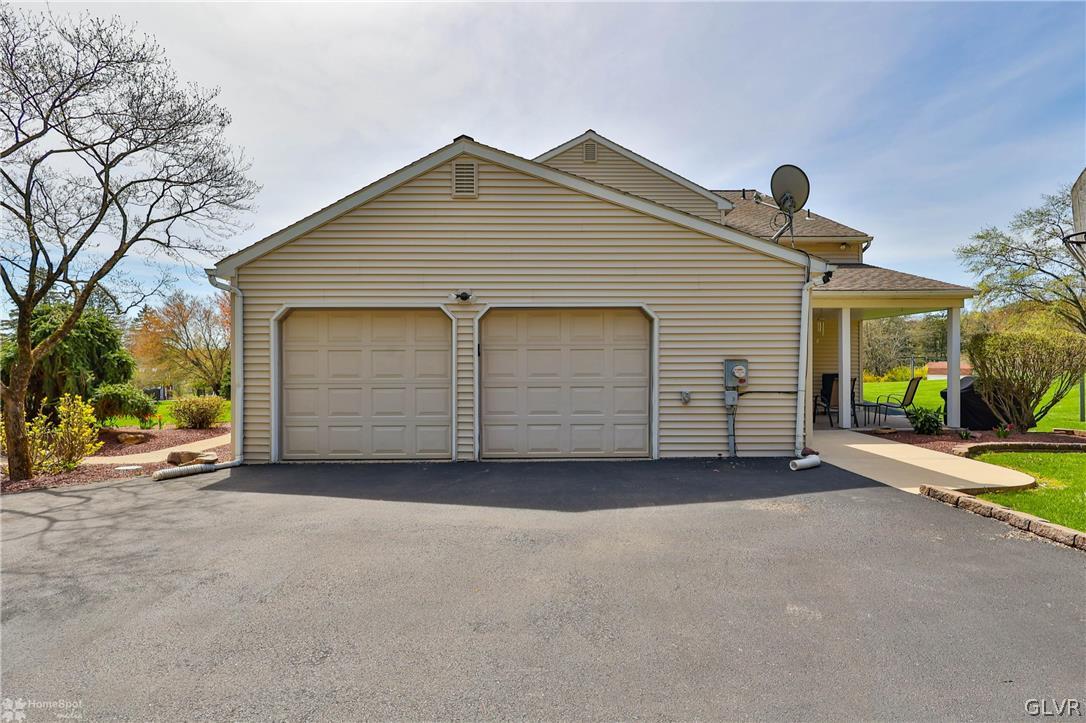4300 Primrose Lane