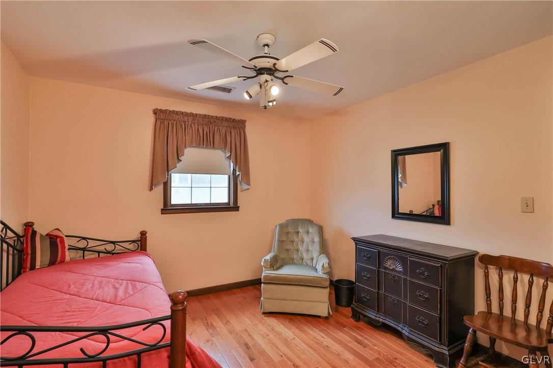 4300 Primrose Lane