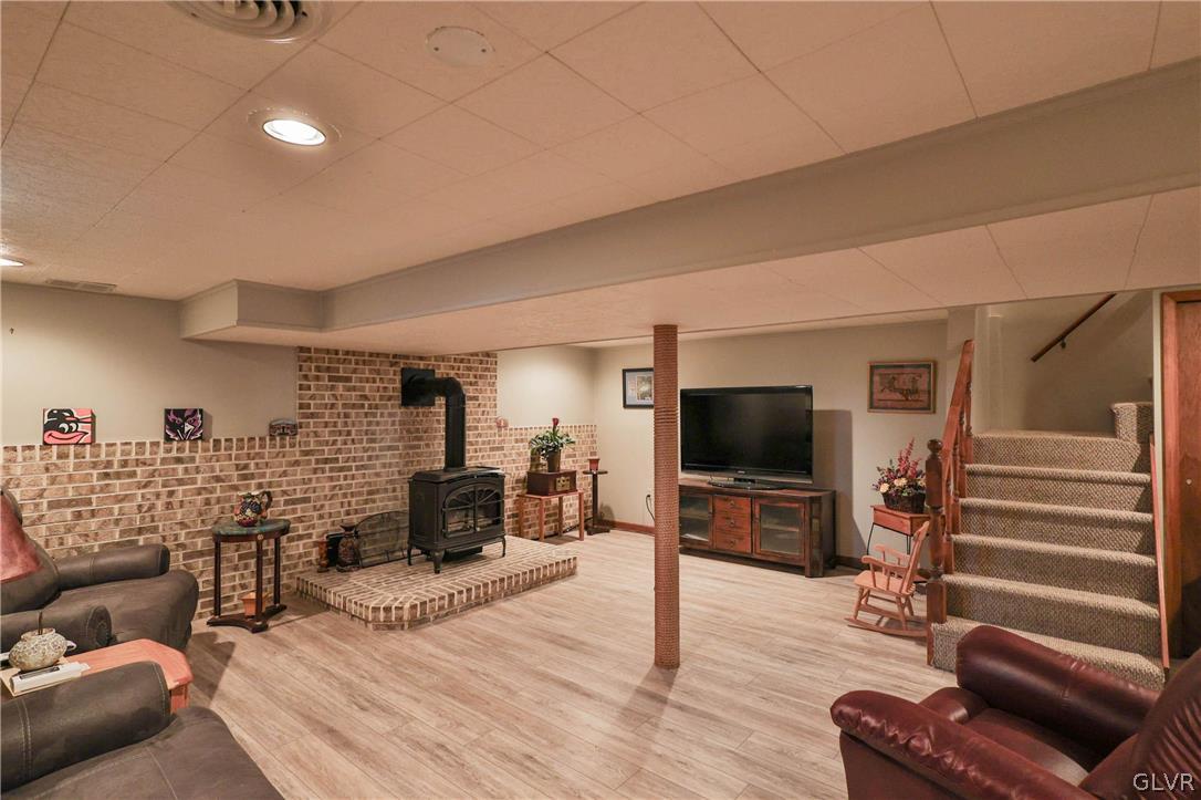 4300 Primrose Lane
