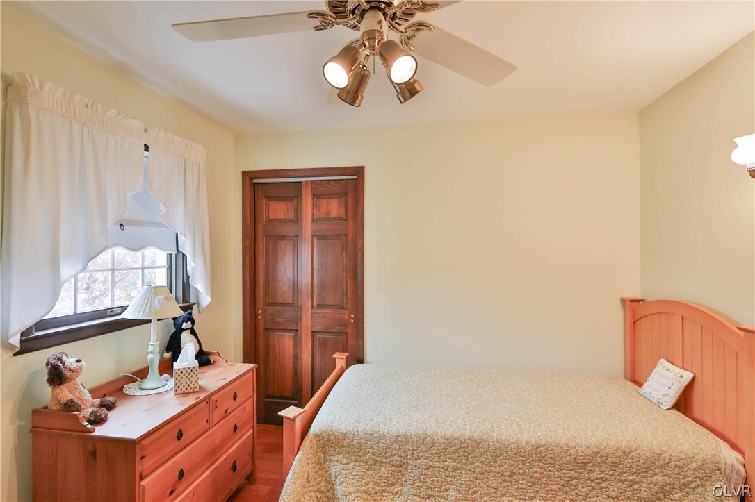 4300 Primrose Lane
