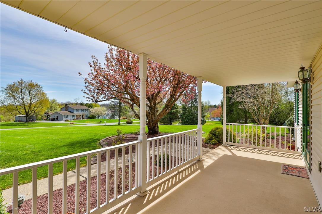 4300 Primrose Lane