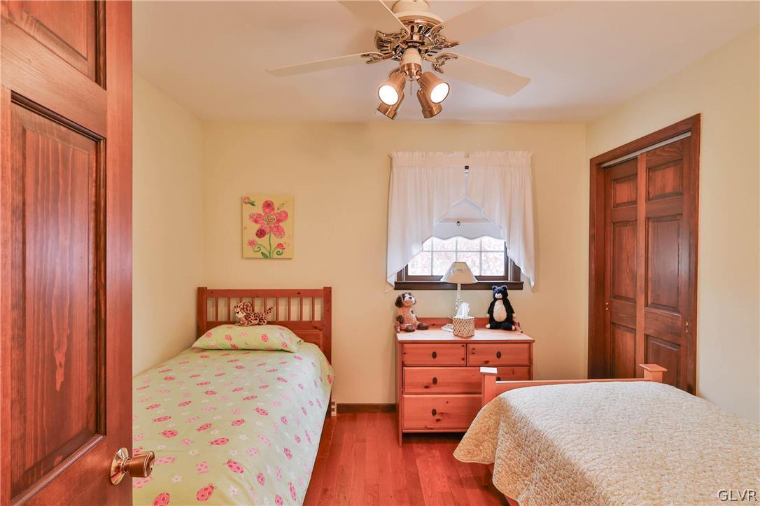4300 Primrose Lane
