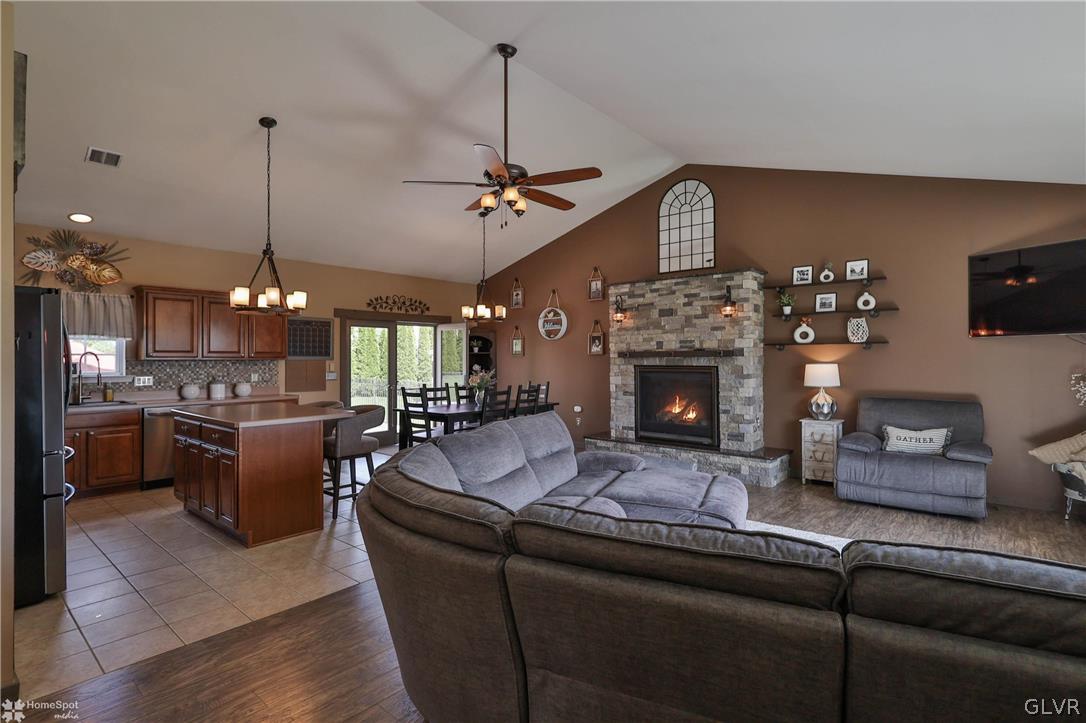 4540 Bank Circle