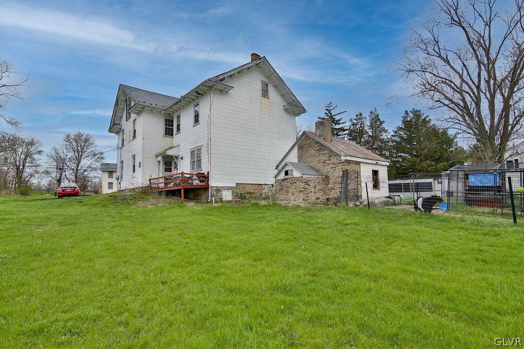 1042 Old Bethlehem Road