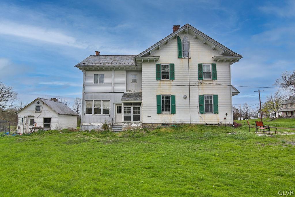 1042 Old Bethlehem Road