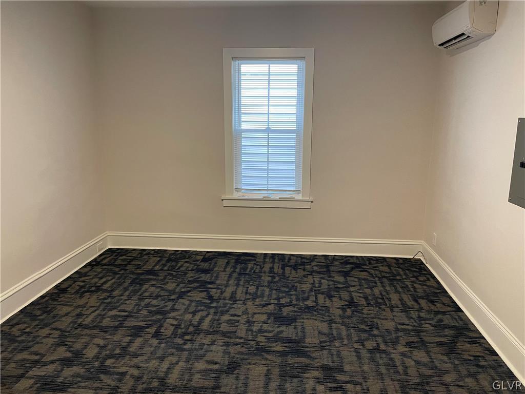 216 Kichline Avenue 29