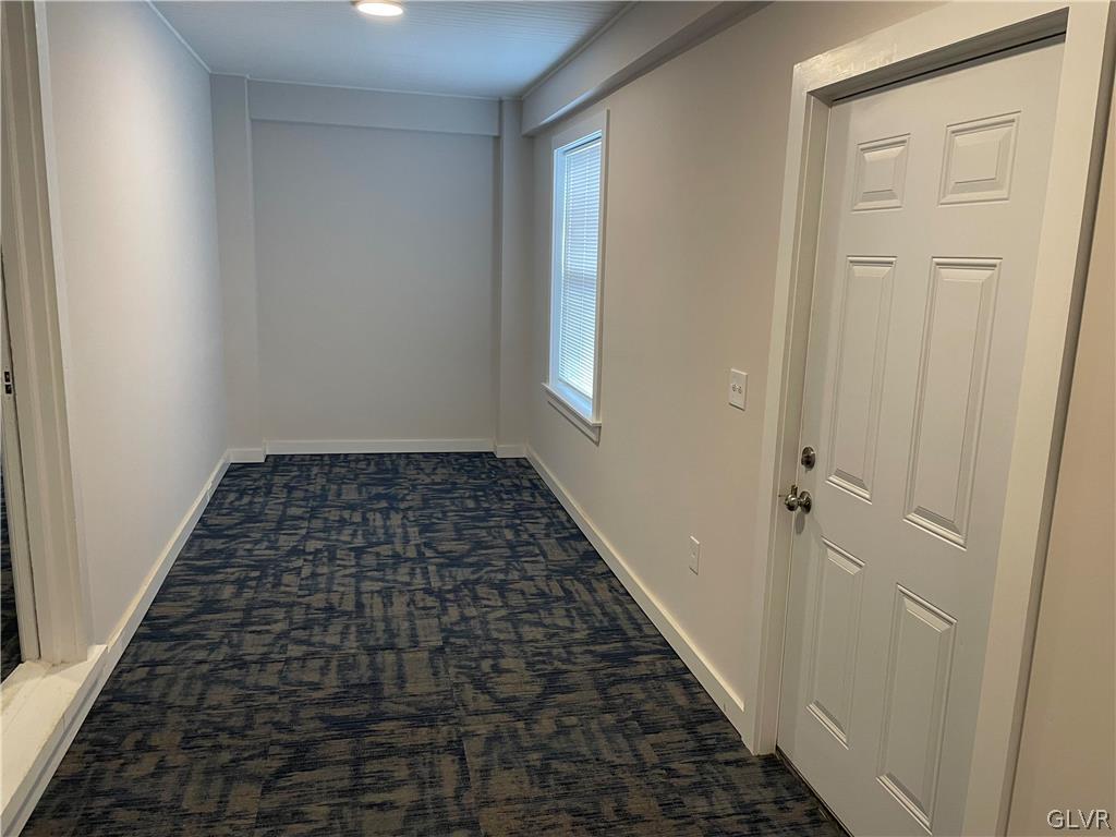 216 Kichline Avenue 29