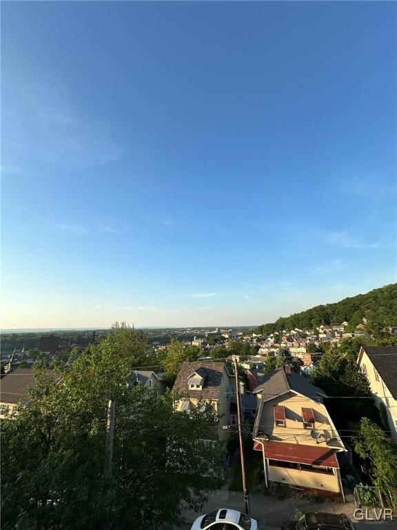 722 Hillside Avenue