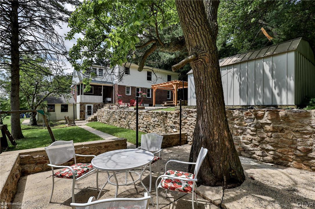 1105 Delaware Avenue