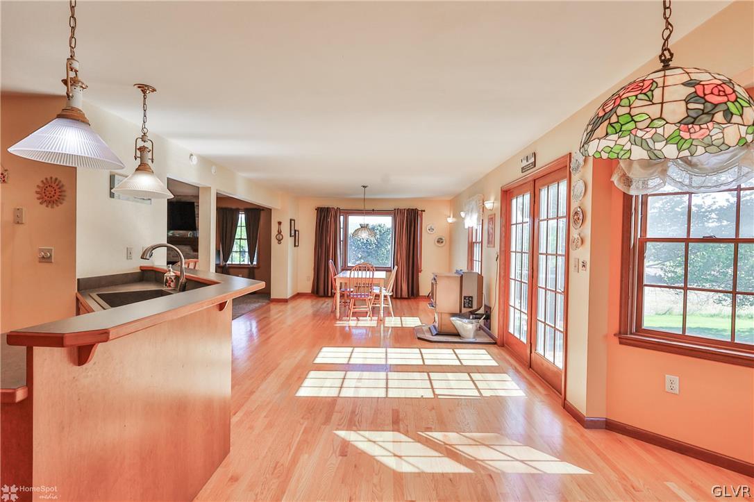 970 Pear Road