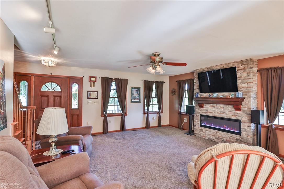 970 Pear Road