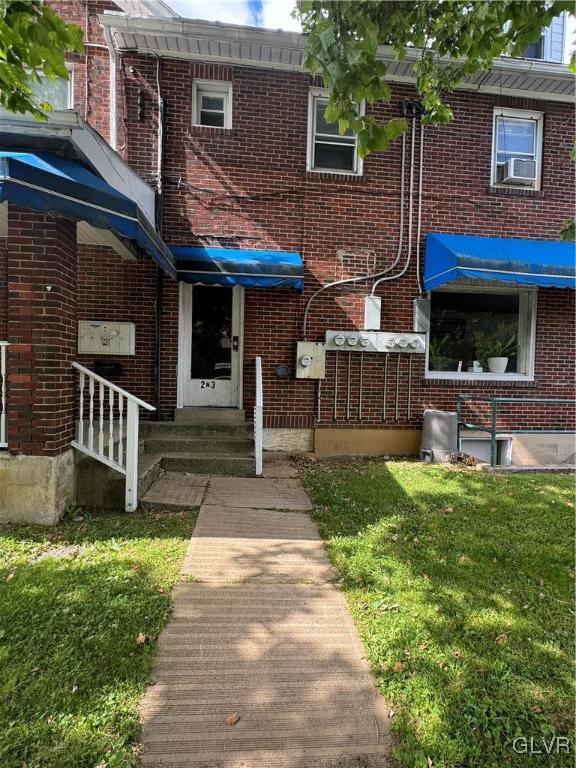 559 East Broad Street 3