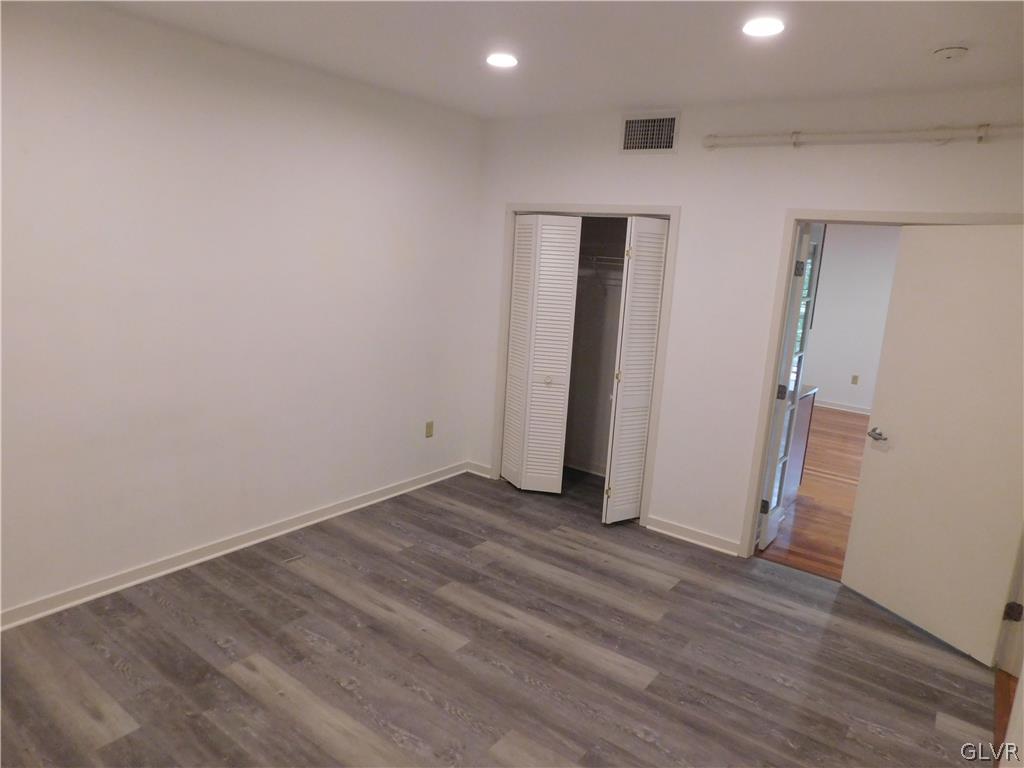 11 West 2nd Street 212