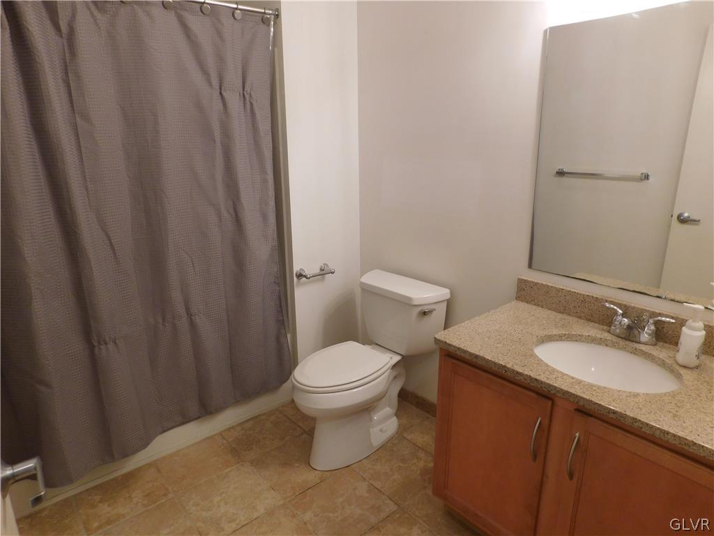 11 West 2nd Street 212
