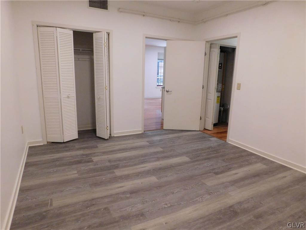 11 West 2nd Street 212