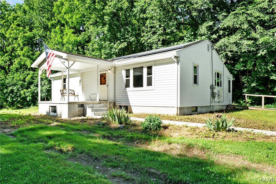 76 Blue Rocks Road