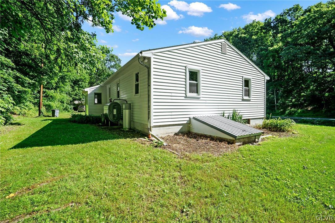 76 Blue Rocks Road