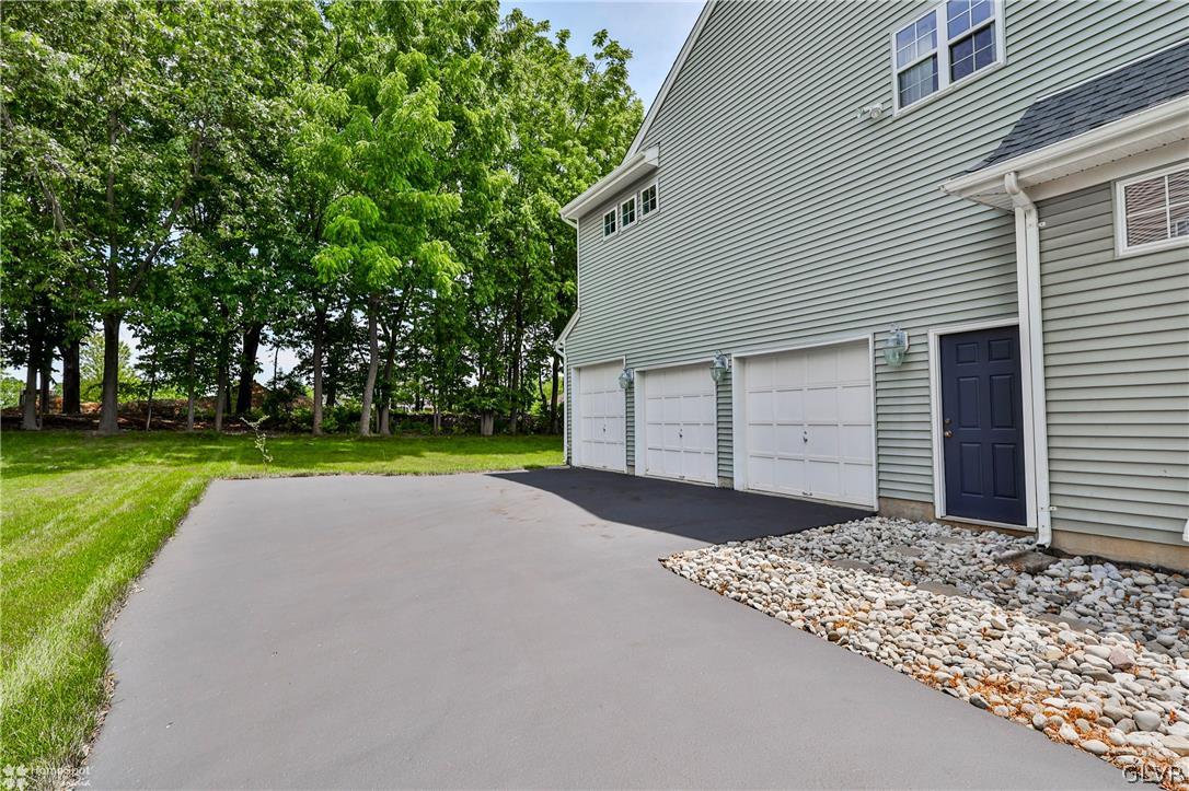 2645 Fringe Lane