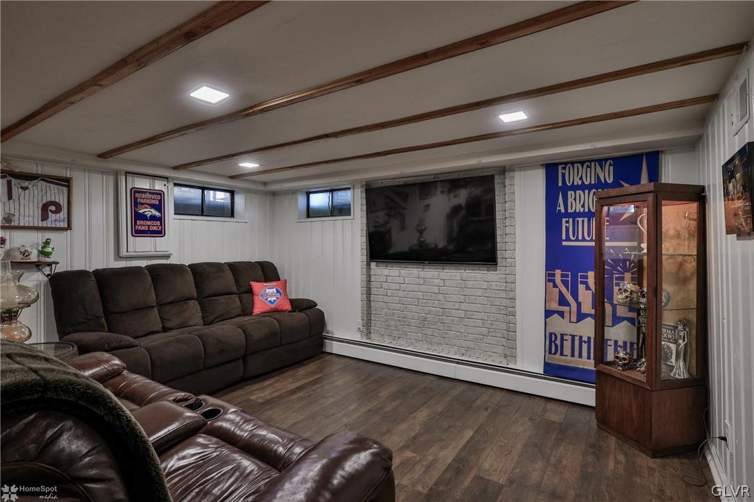 2953 Avon Road